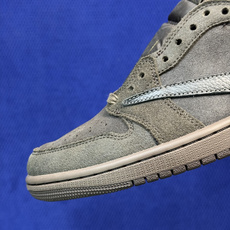 Travis Scott x Air Jordan Low 倒钩9.0丝绒摩卡完美品质出货 进口头层皮料 Travis Scott x Air Jordan Low 倒钩9.0丝绒摩卡完美品质出货 进口头层皮料