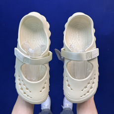 Crocs卡骆驰 洞洞鞋 魔术贴波纹3色!骨白原厂数据复模,双层注塑尺码:M3-M7 / 34-40M3 Crocs卡骆驰 洞洞鞋 魔术贴波纹3色!骨白原厂数据复模,双层注塑尺码:M3-M7 / 34-40M3