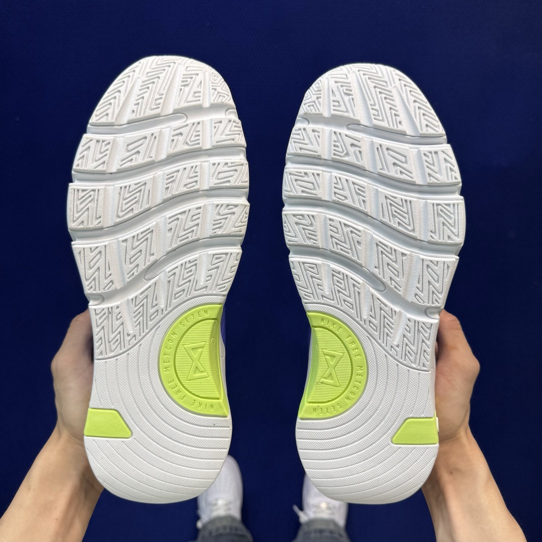 Nike Free Metcon 7 综合训练鞋第7色:蓝色货号：II7406-103 尺码：36-46