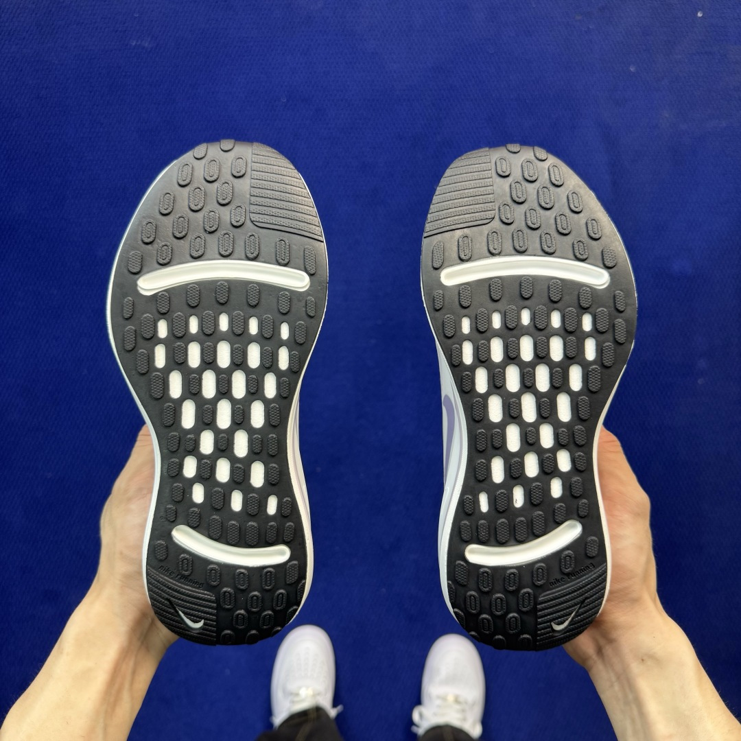 Nike Journey Run 休闲跑步鞋 第4色:白紫 货号：女鞋FJ7765-100 尺码：36-40带半码