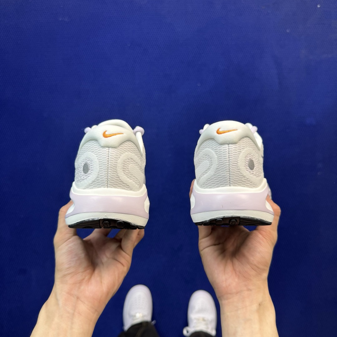 Nike Journey Run 休闲跑步鞋 第4色:白紫 货号：女鞋FJ7765-100 尺码：36-40带半码