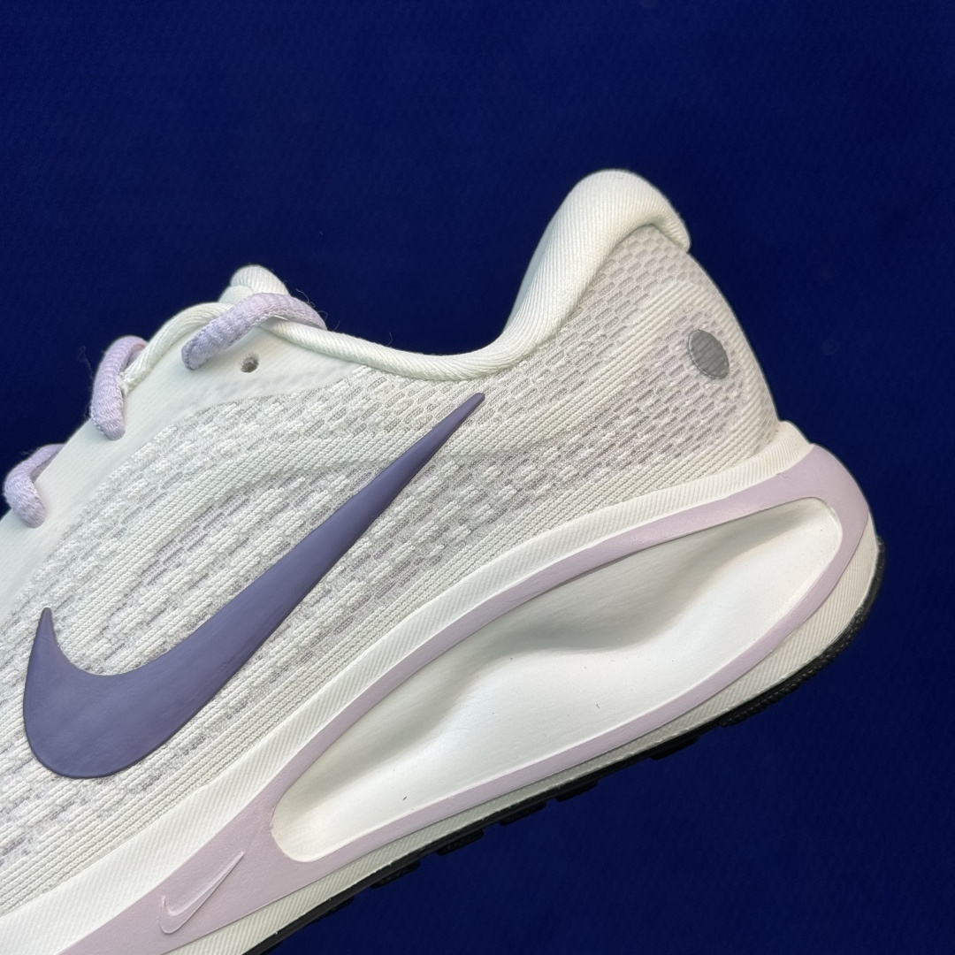 Nike Journey Run 休闲跑步鞋 第4色:白紫 货号：女鞋FJ7765-100 尺码：36-40带半码