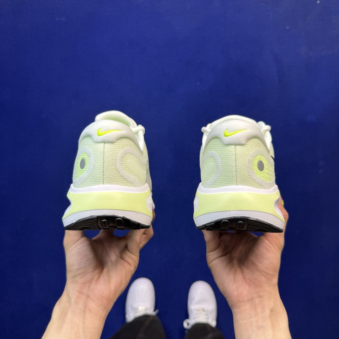 Nike Journey Run 休闲跑步鞋 第8色:白绿 货号：男鞋FN0228-700 尺码：39-45带半码
