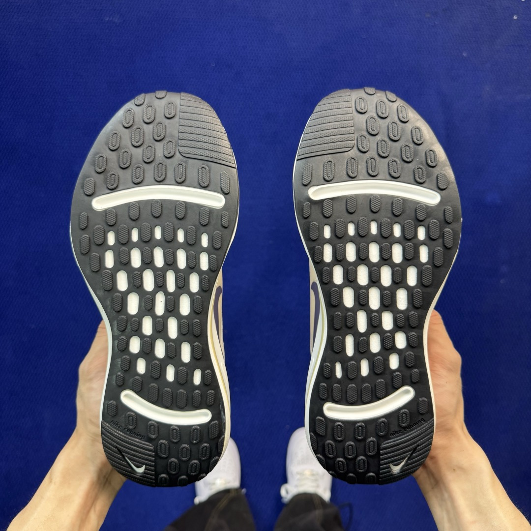 Nike Journey Run 休闲跑步鞋第5色:象牙白货号：女鞋FJ7765-106尺码：36-40