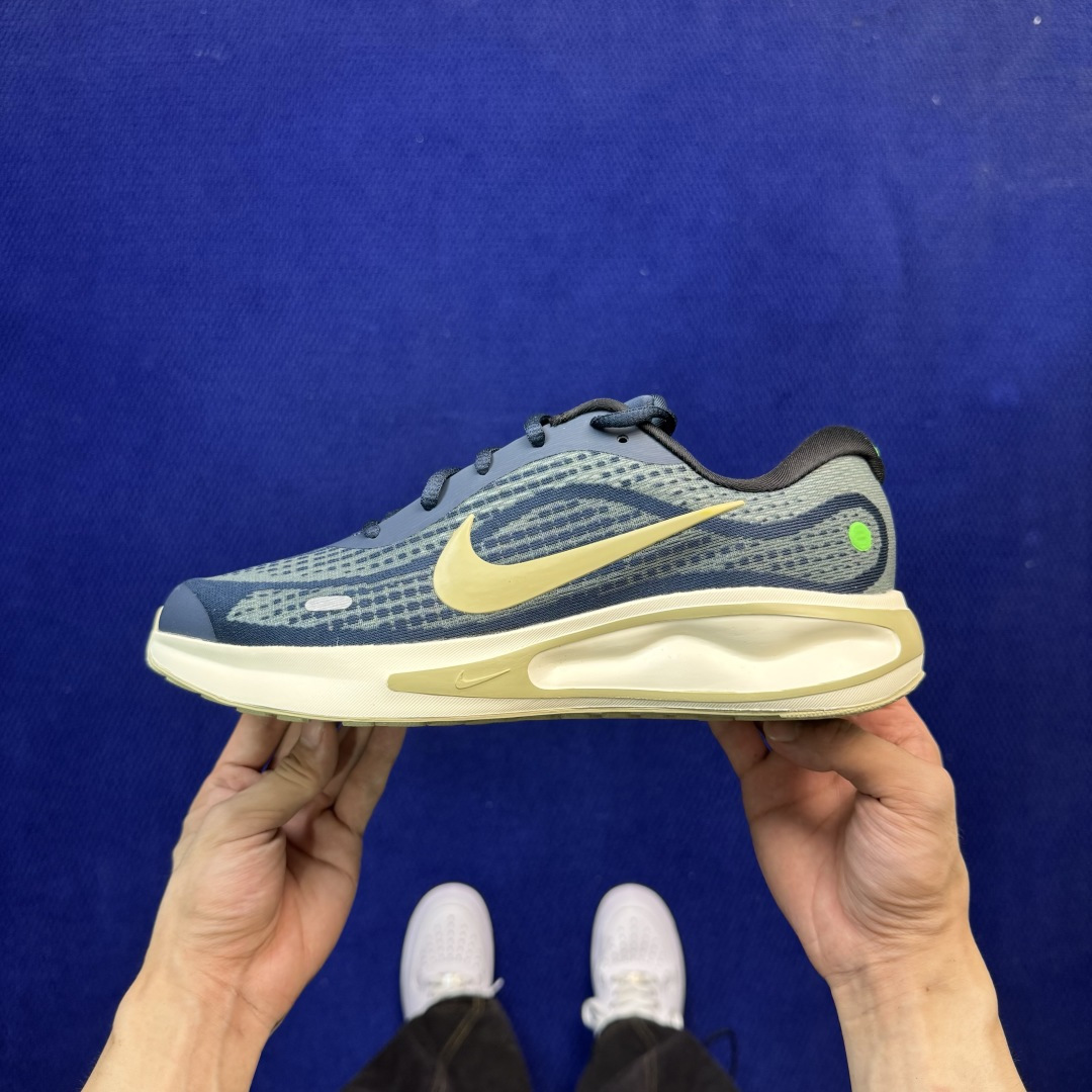 Nike Journey Run 休闲跑步鞋第10色:蓝色货号：男鞋FN0228-403尺码：39-45
