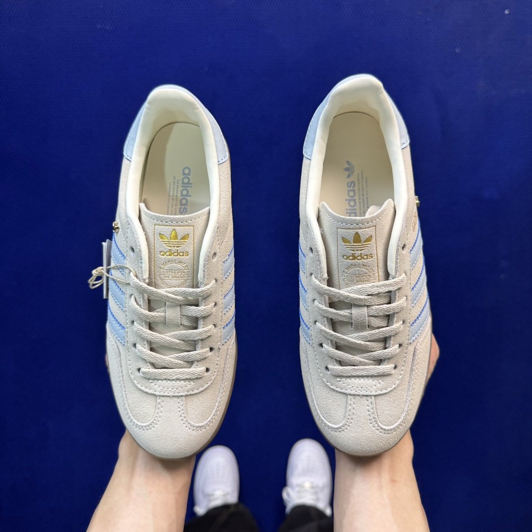 核心价格表私XJ版 极致性价比！阿迪T字德训鞋：浅卡其色Adidas/阿迪达斯 Gazelle 桑巴板鞋