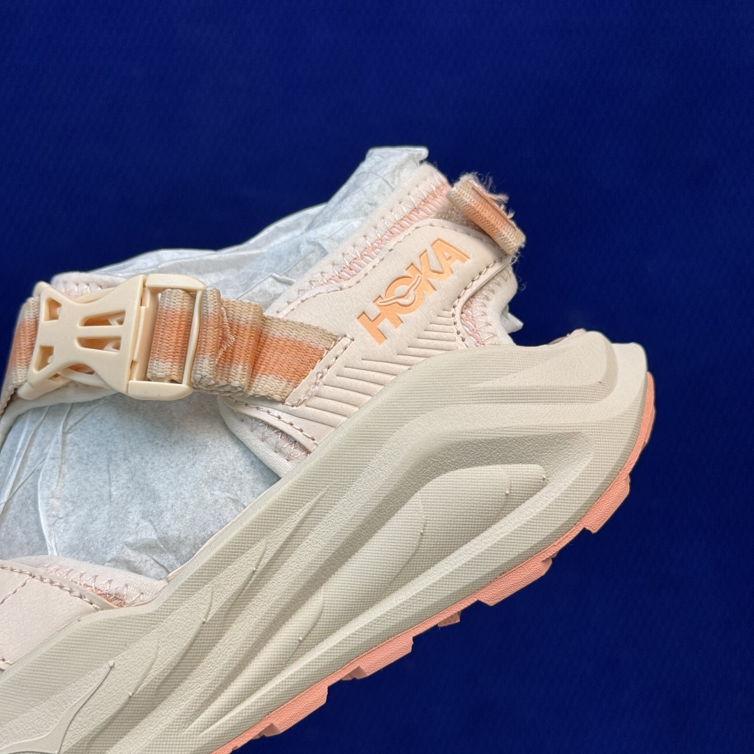 HOKA ONE ONE Infini Hike TC 沙滩凉鞋共5色货号：/DTV尺码：36 36.5