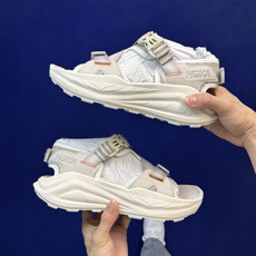 HOKA ONE ONE Infini Hike TC 沙滩凉鞋 褐色共5色货号:/PCC尺码:36 3 HOKA ONE ONE Infini Hike TC 沙滩凉鞋 褐色共5色货号:/PCC尺码:36 3