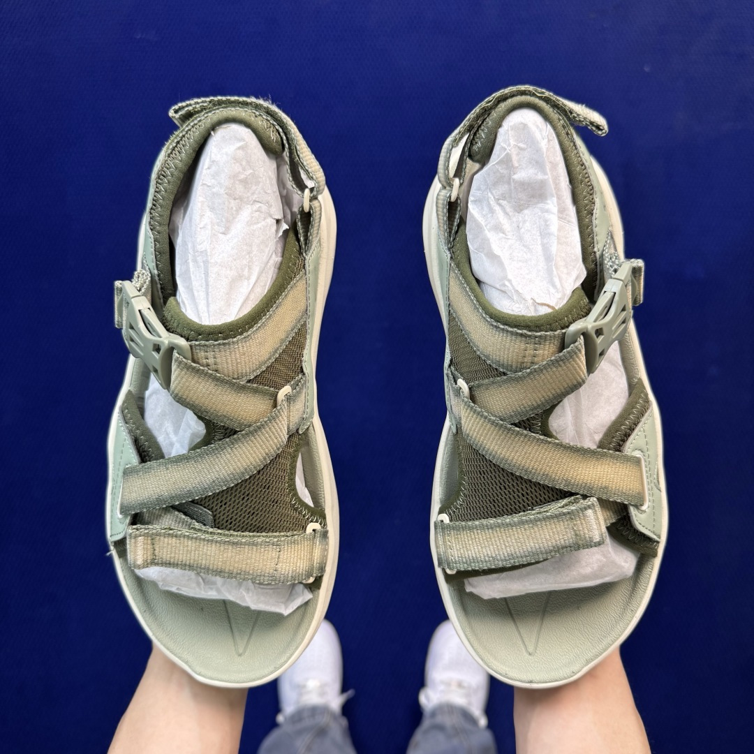 HOKA ONE ONE Infini Hike TC 沙滩凉鞋共5色货号：/SMLK尺码：36 36.