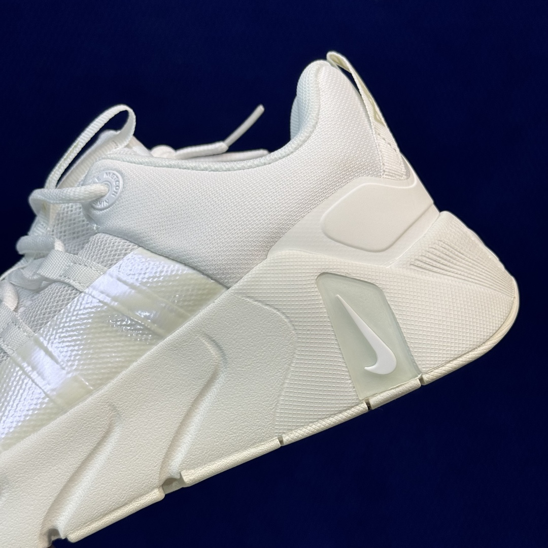 Nike Free Metcon 7 综合训练鞋第8色:白色货号：II7406-101 尺码：36-46