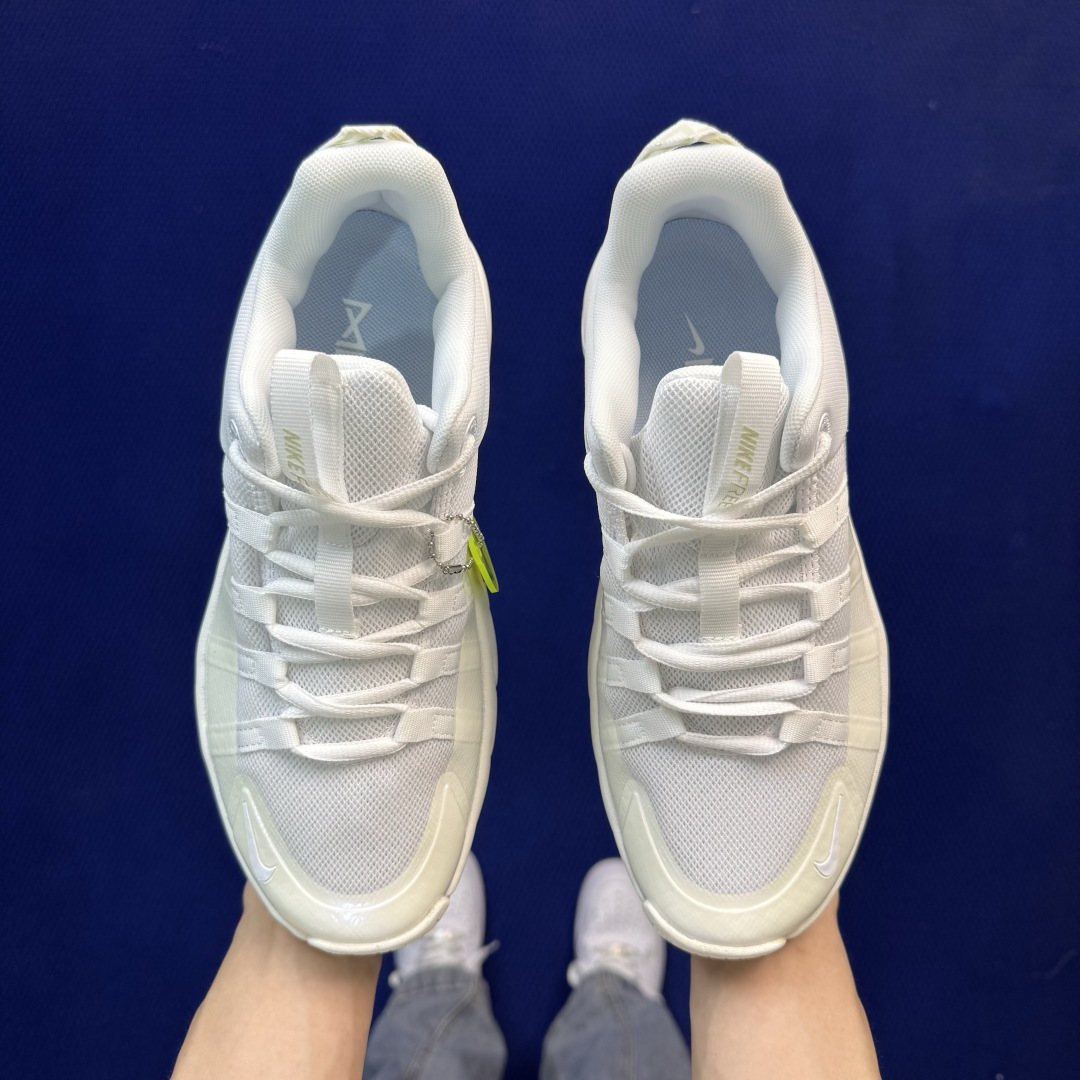 Nike Free Metcon 7 综合训练鞋第8色:白色货号：II7406-101 尺码：36-46