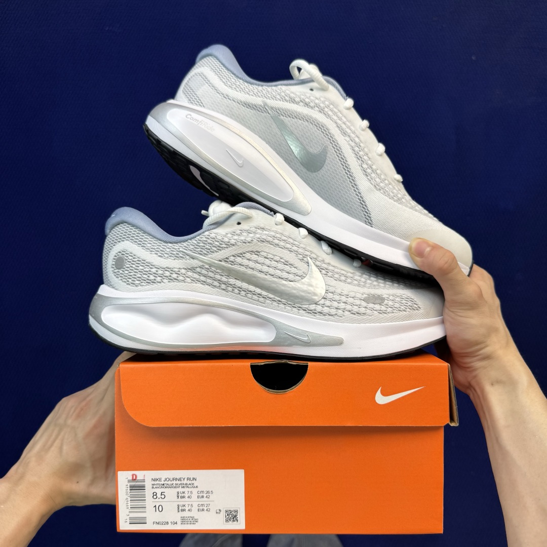 Nike Journey Run 休闲跑步鞋第12色:灰色货号：男鞋FN0228-104尺码：39-45