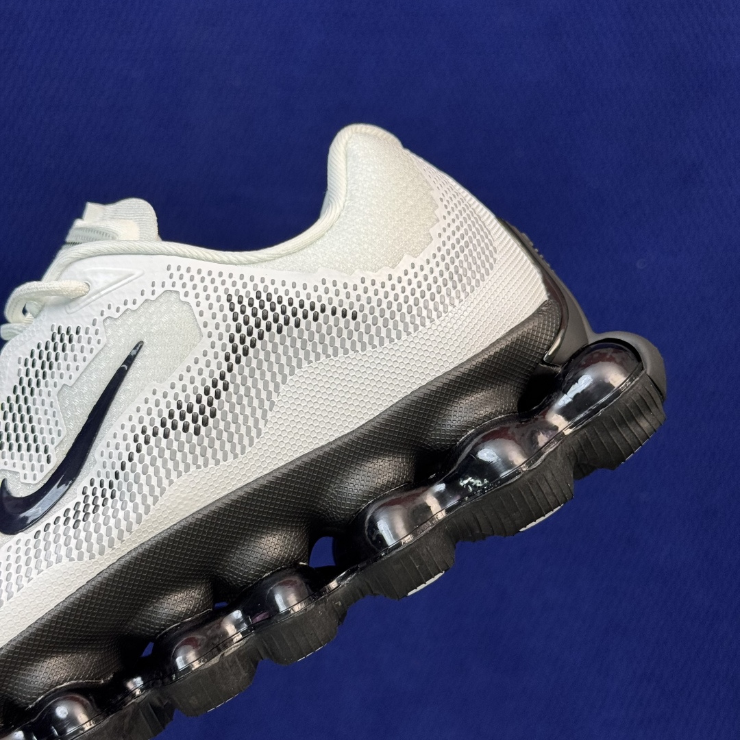 Nike AIR LIQUID MAX 第4色:白黑超弹气垫大底，上脚踩云感直接拉满！货号：IQ7634