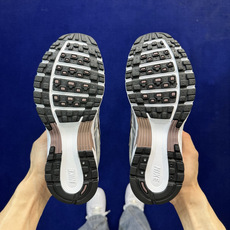 纯原 第83色:白银棕耐克 Nike 低帮复古老爹风休闲运动舒适慢跑鞋老爹鞋Initiator 独家出货 纯原 第83色:白银棕耐克 Nike 低帮复古老爹风休闲运动舒适慢跑鞋老爹鞋Initiator 独家出货