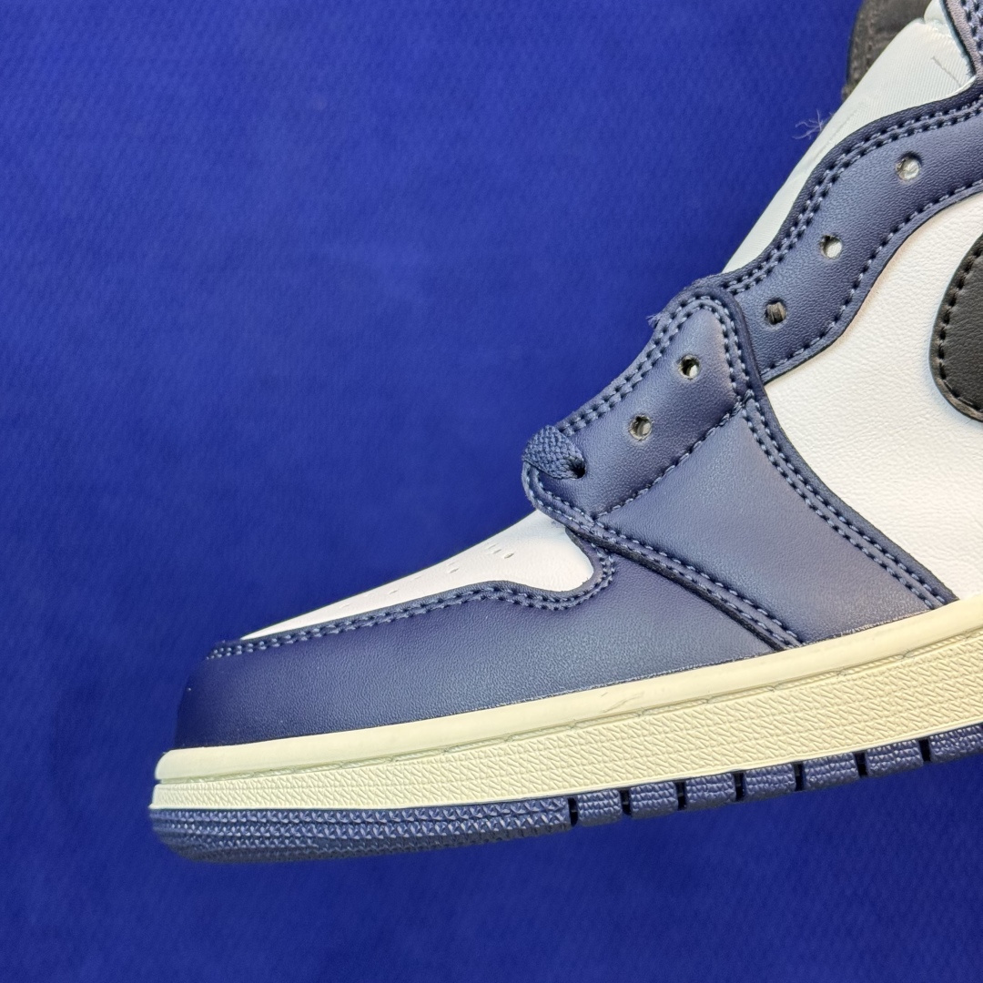 性价比头层aj1高帮！长期补货Nike Air Jordan 1 high第53色: 复古午夜蓝白货号：