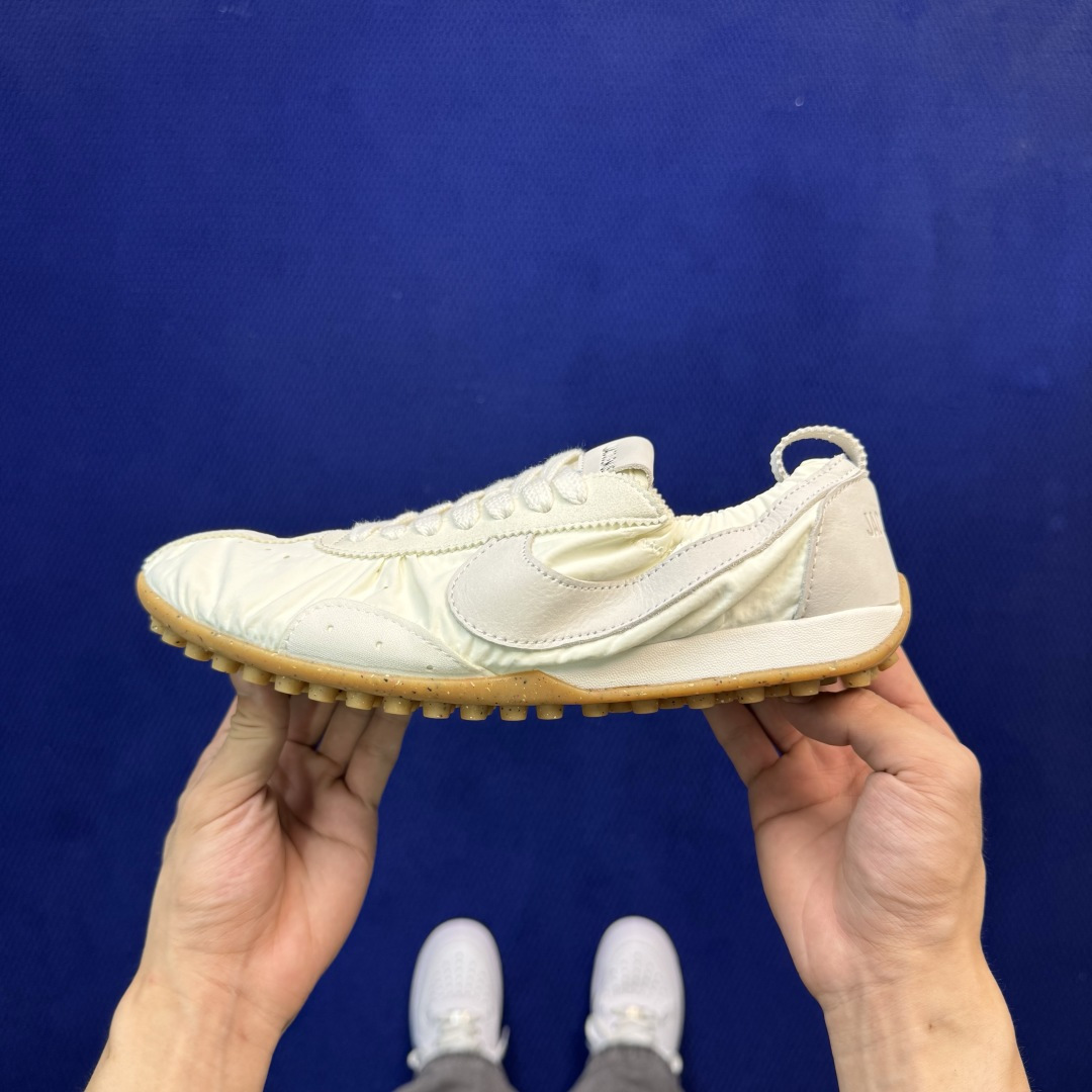 联名款薄底华夫鞋！第5色:米白色Jacquemus x Nike Moon Shoe SP正确RB+MD