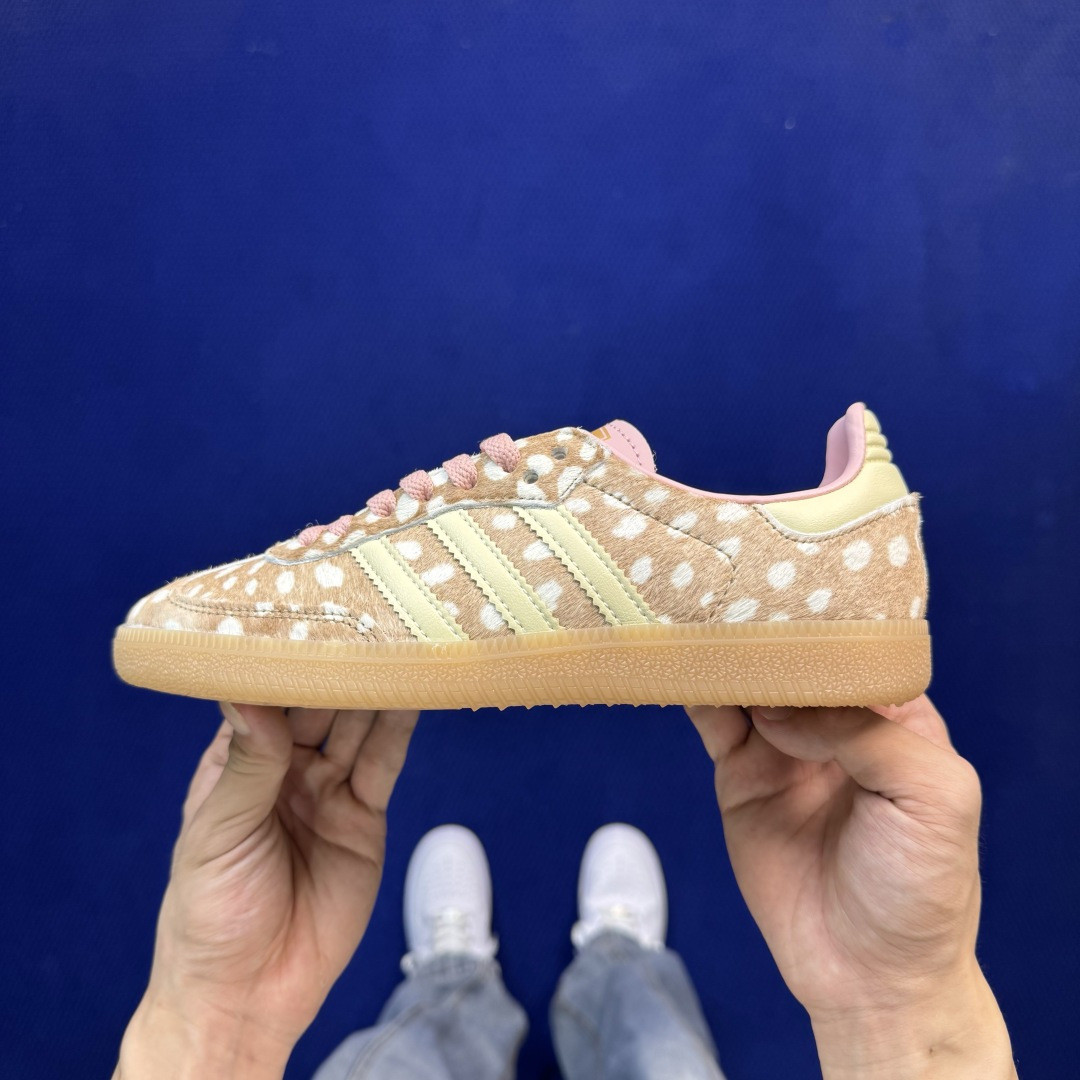 核心价格表私阿迪T字德训鞋 小鹿花纹棕白Adidas/阿迪达斯 SAMBA 桑巴板鞋顶级细节、超高清洁度