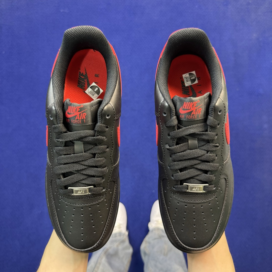 G版纯原，大厂出品！空军黑红品控细节一流，清洁度无敌！Nike Air Force 1 Bred货号：F