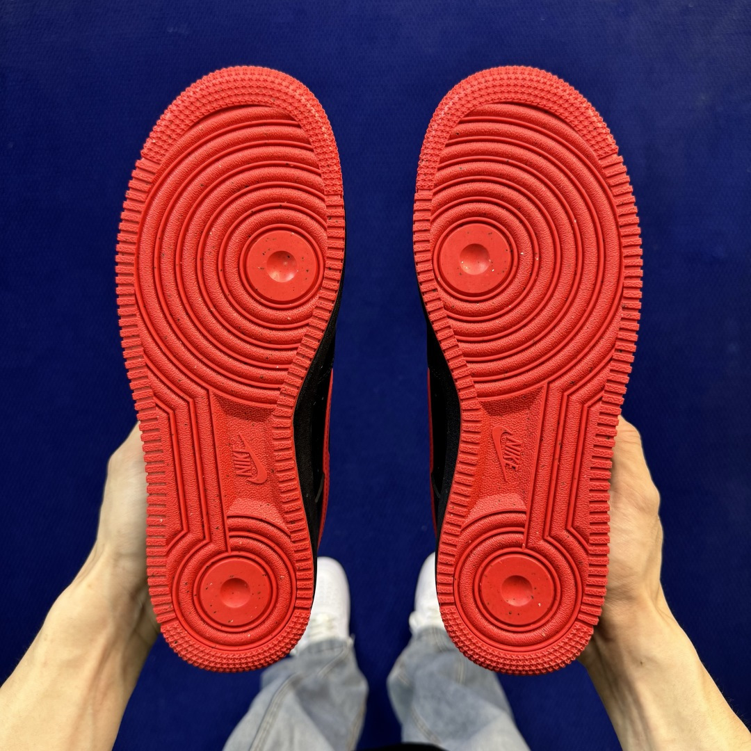 G版纯原，大厂出品！空军黑红品控细节一流，清洁度无敌！Nike Air Force 1 Bred货号：F