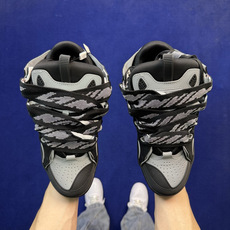 纯原 Lanvin 浪凡 Curb Sneakers 皮革低帮休闲板鞋 国内一线大厂OG出品 匠心打造 纯原 Lanvin 浪凡 Curb Sneakers 皮革低帮休闲板鞋 国内一线大厂OG出品 匠心打造