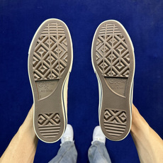 升级改良小头款 Converse Chuck 1970s 米白高帮帆布鞋鞋头弧度调试完美 流畅一体 后跟 升级改良小头款 Converse Chuck 1970s 米白高帮帆布鞋鞋头弧度调试完美 流畅一体 后跟