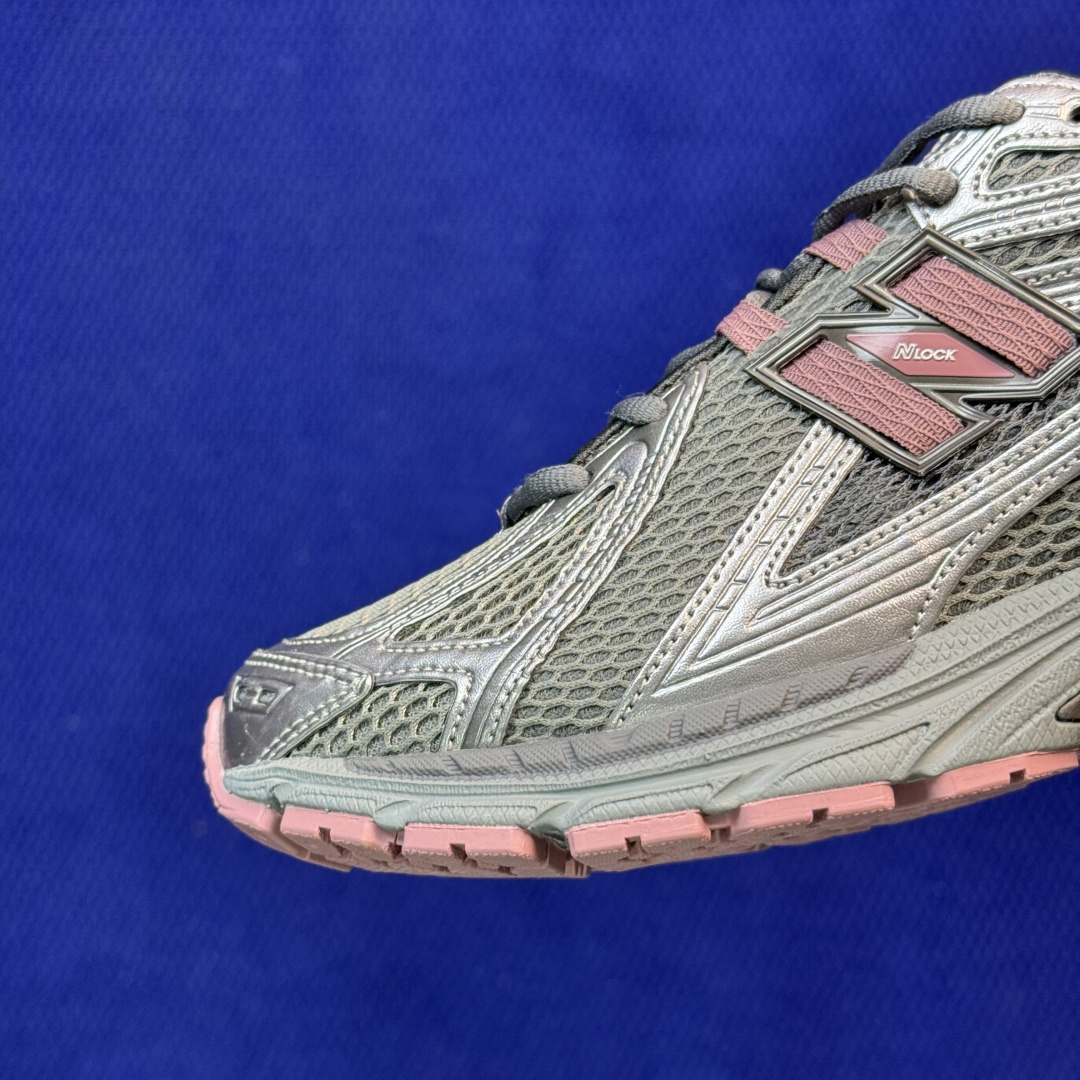 核心价格表私C版新百伦！nb1906 第118色:深灰红纯原大厂出品，品质优价格合理，降维打击‼️货号：
