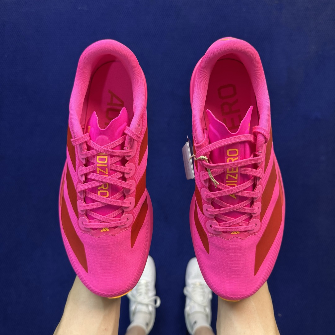 新版 AD Adizero Evo SL 阿迪达斯马拉松跑步鞋轻量Q弹缓震跑鞋新体验！第45色:大红色货