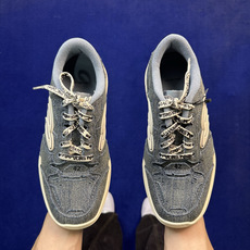 XA版 巴黎世家 18代第11色:帆布牛仔蓝Balenciaga Hamptons Worn-Out 板 XA版 巴黎世家 18代第11色:帆布牛仔蓝Balenciaga Hamptons Worn-Out 板