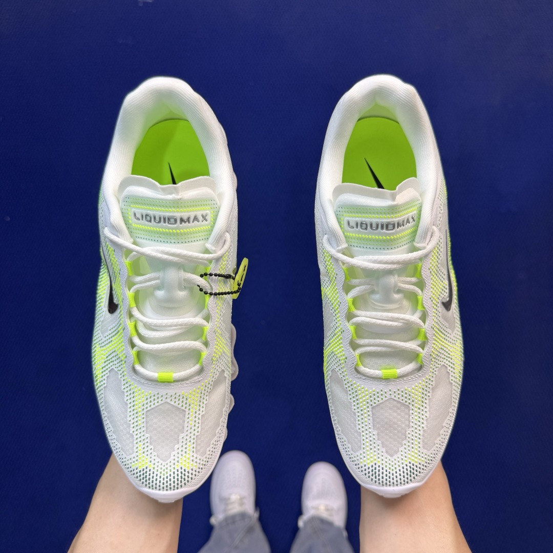 Nike AIR LIQUID MAX 第6色:白绿超弹气垫大底，上脚踩云感直接拉满！货号：IQ7634