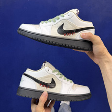 DF版 顶级性价比低帮!第189色:米白黑Air Jordan AJ1 Low 低帮系列鞋型细节堪称完美 DF版 顶级性价比低帮!第189色:米白黑Air Jordan AJ1 Low 低帮系列鞋型细节堪称完美