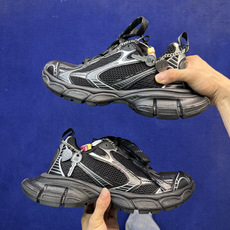 XA版!BALENCIAGA 3XL挂饰 钥匙🔐配件巴黎世家十代 3XL老爹鞋复古做旧 3M反光独家湖南 XA版!BALENCIAGA 3XL挂饰 钥匙🔐配件巴黎世家十代 3XL老爹鞋复古做旧 3M反光独家湖南