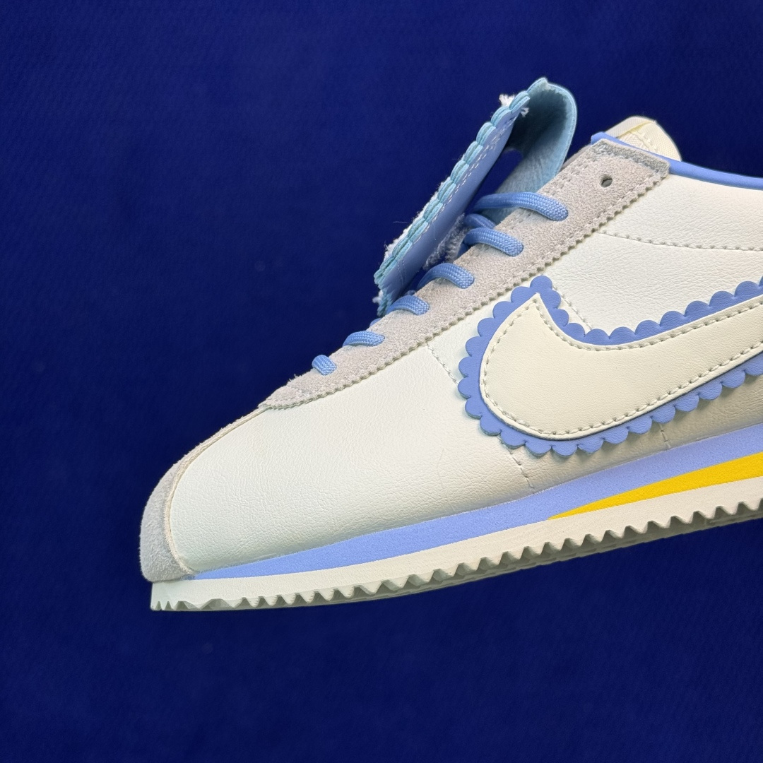 可拆鞋舌特殊色超级性价比阿甘！第30色:鞋舌盖-白蓝黄Nike Cortez 可拆卸鞋舌，一鞋两穿冲量产