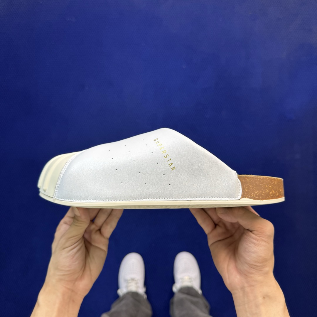 阿迪勃肯鞋拖鞋 第13色:光面皮白色贝壳头adidas originals Adimule Supers