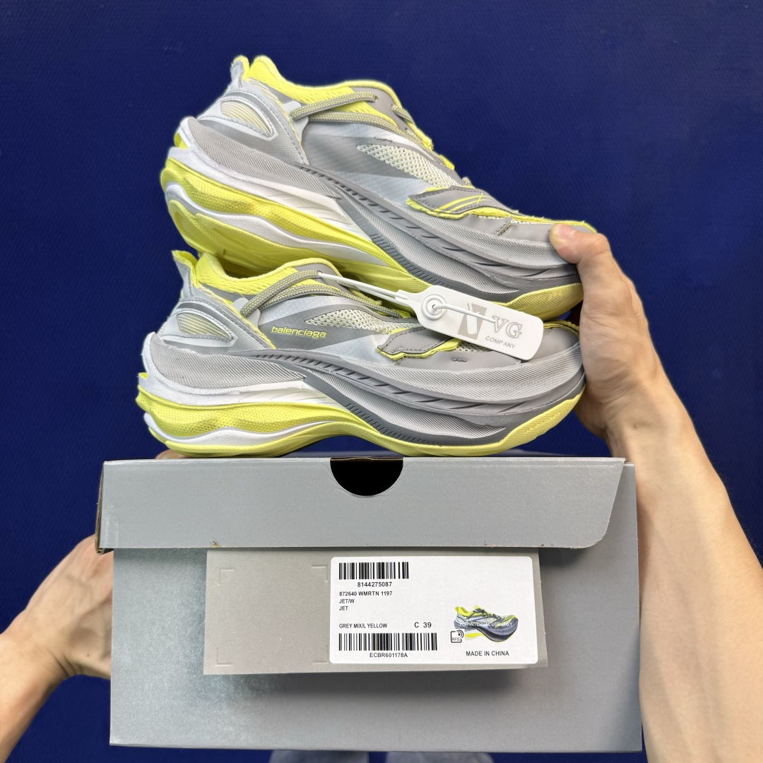 巴黎世家26代 Balenciaga巴黎世家 Jet 压纹印花 圆头厚底4.25cm 低帮 老爹鞋 灰绿