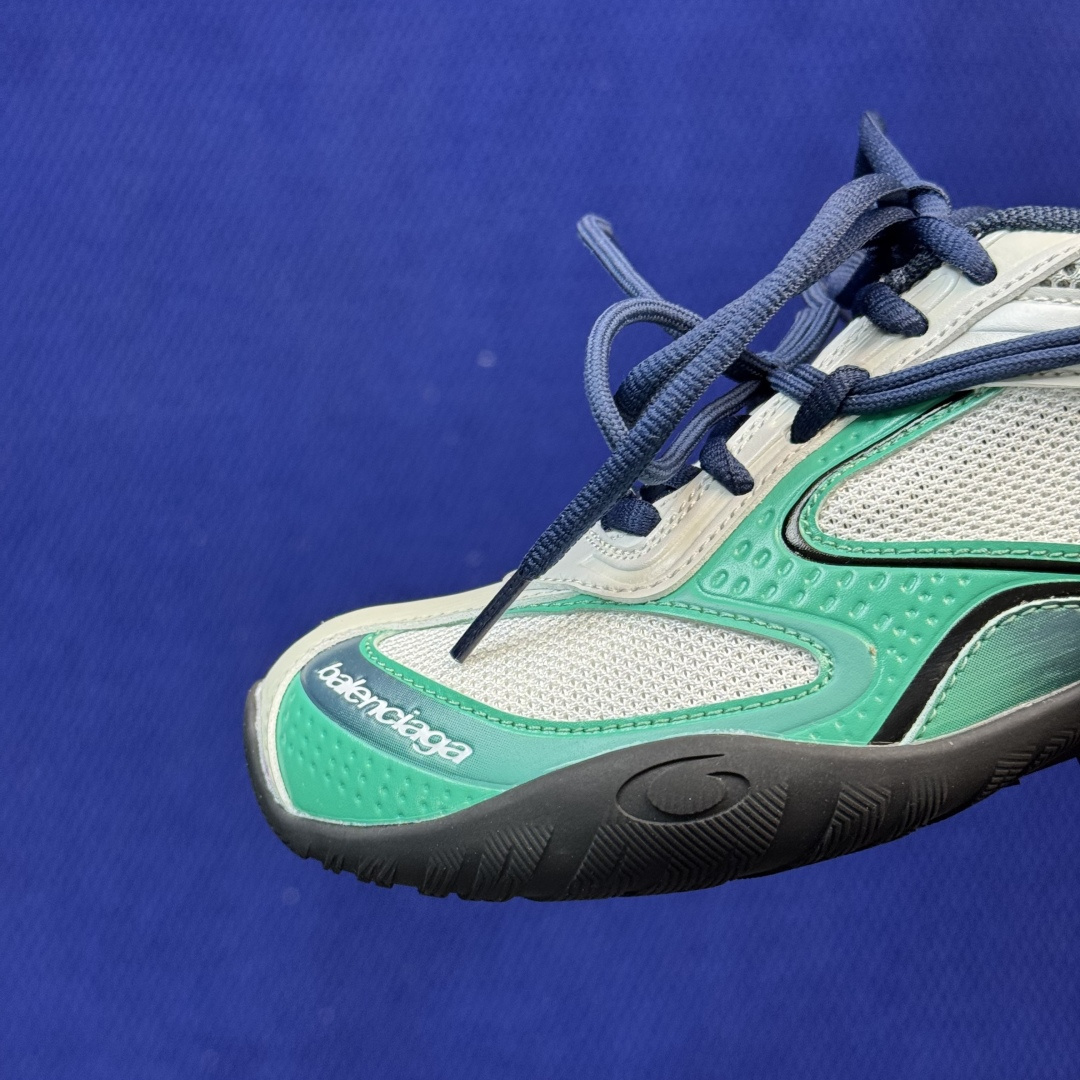 Balenciaga巴黎世家 25代Radar 圆头系带 做旧效果 低帮 生活休闲鞋 灰绿货号： WST
