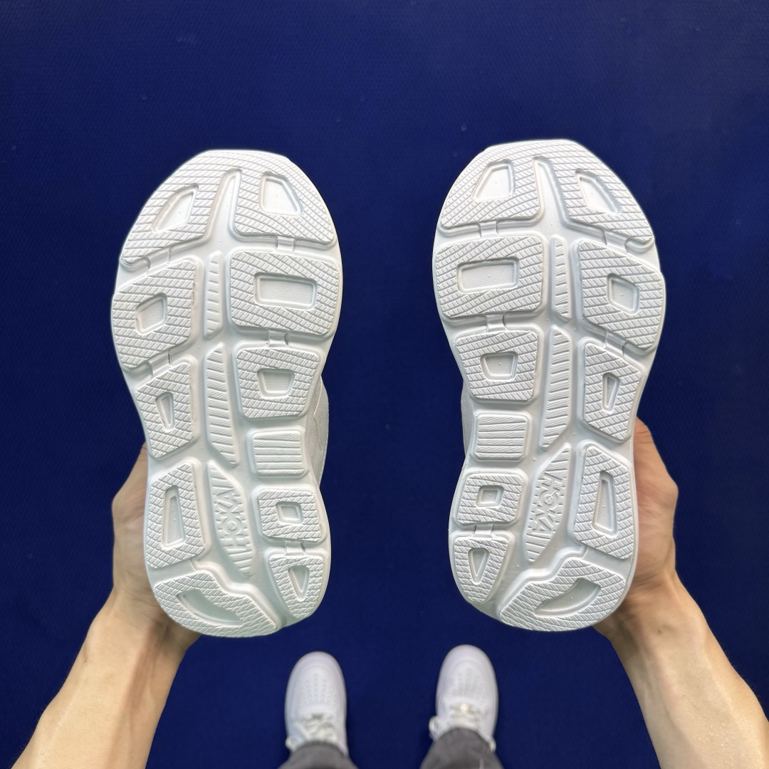 【WM】Hoka One One Bondi 9 跑步鞋纯原大厂出品！品质库存稳定放心推！第16色：纯白