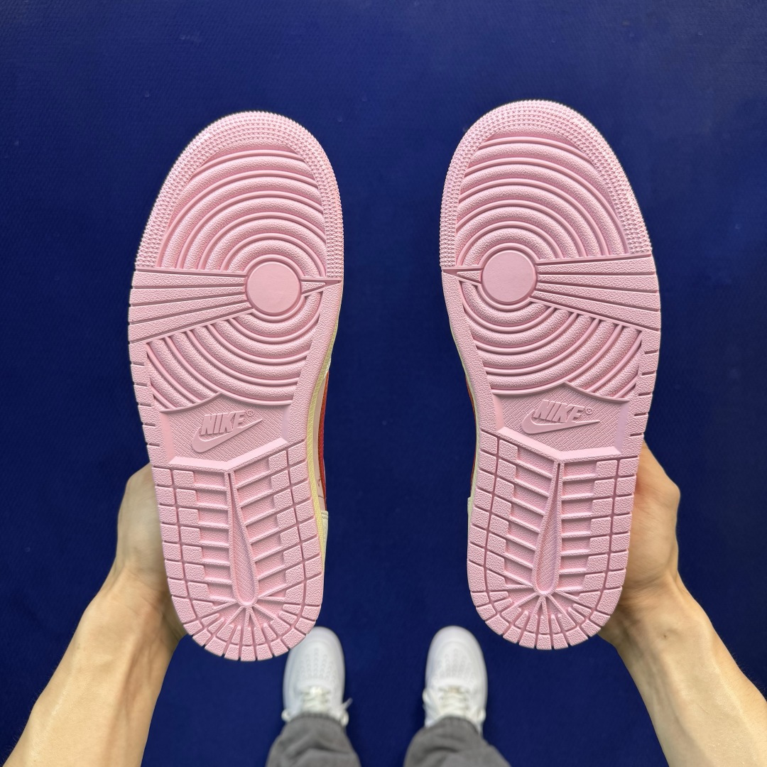 DT过验版aj1低帮 倒钩10.0:闪电⚡️倒钩2.0Travis Scott Air Jordan 1