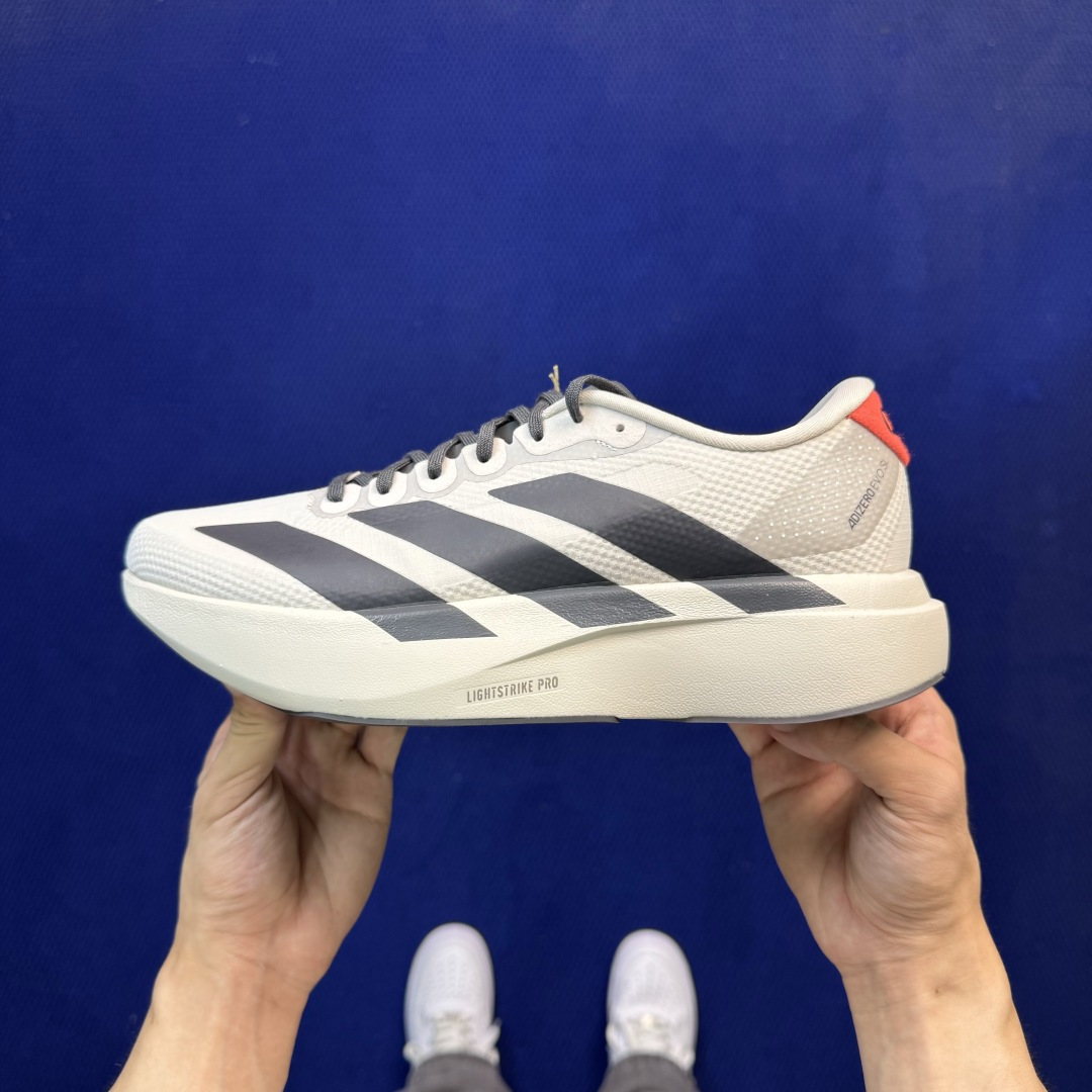 新版 AD Adizero Evo SL 阿迪达斯马拉松跑步鞋 轻量Q弹缓震跑鞋新体验！第47色:灰色 货号：KJ367