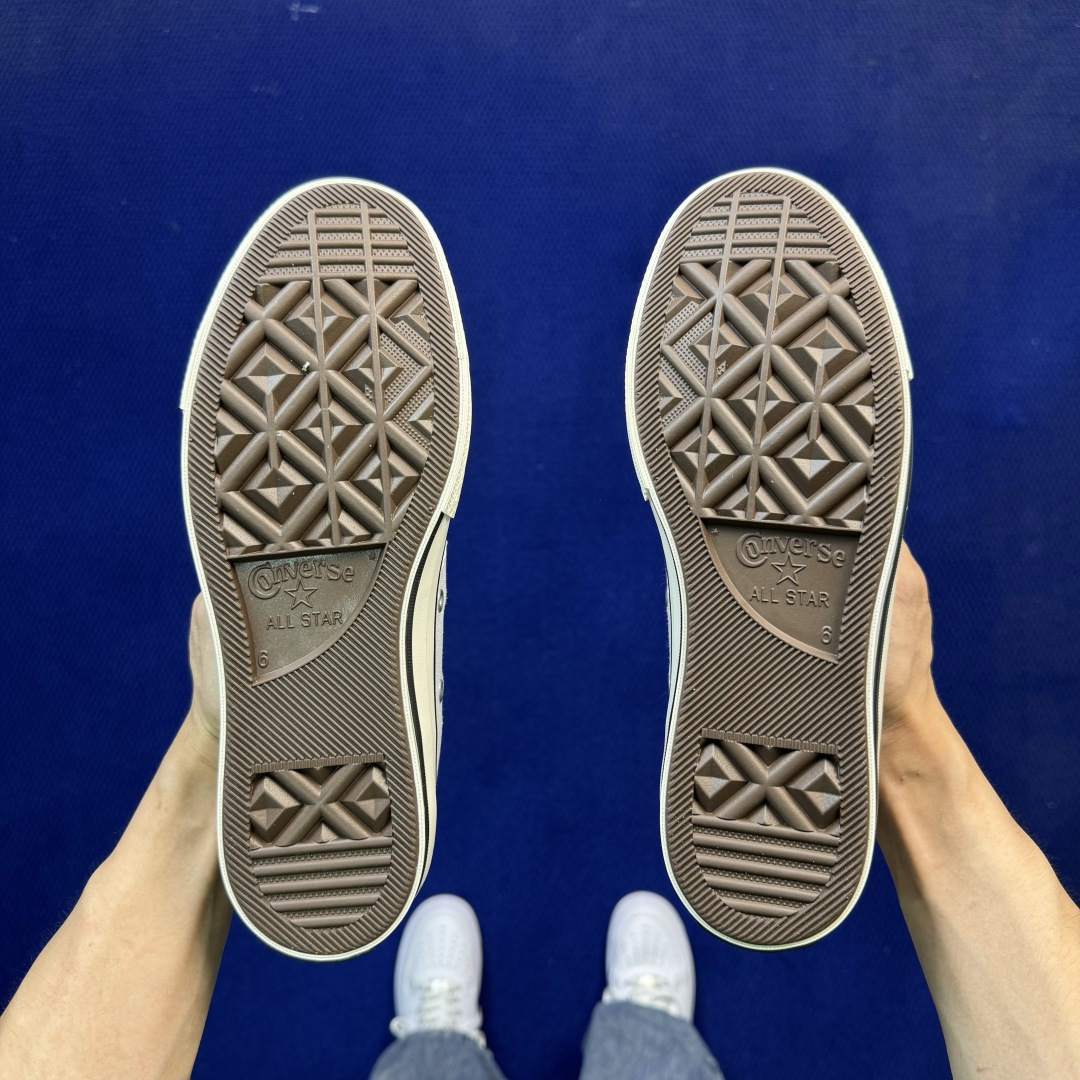 升级改良小头款 Converse Chuck 1970s 雾霾灰高帮帆布鞋 鞋头弧度调试完美 流畅一体 后跟弧度加以改良