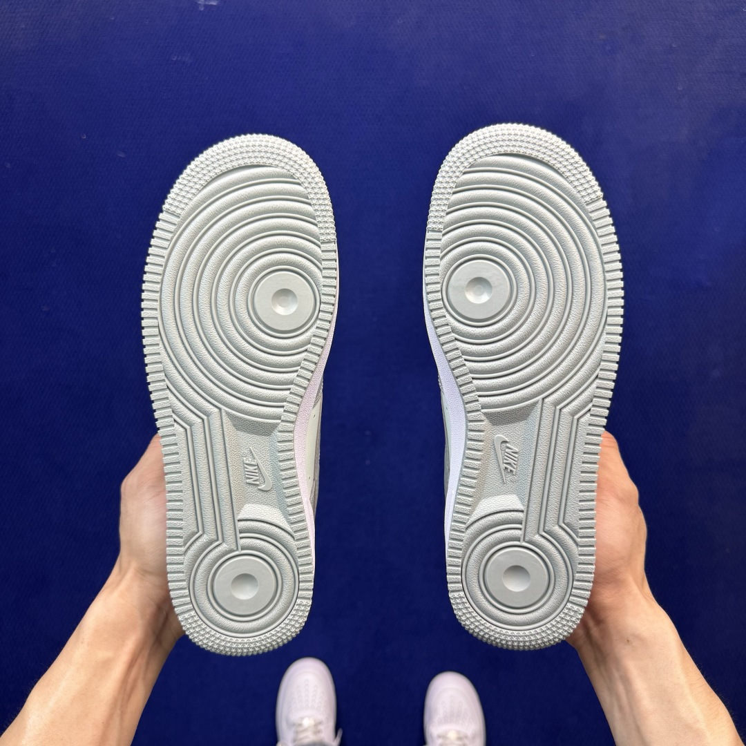 3A空军!第656色:绿色 Nike Air Force 1 Low 百分百原鞋开发!PT市场真正匠心空军! 货号:FJ 3A空军!第656色:绿色 Nike Air Force 1 Low 百分百原鞋开发!PT市场真正匠心空军! 货号:FJ