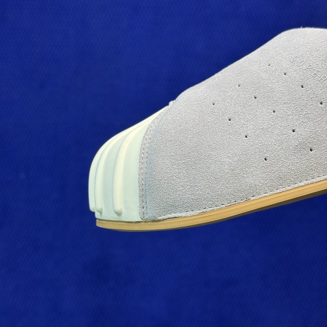阿迪勃肯鞋拖鞋 第14色:翻毛皮灰色贝壳头 adidas originals Adimule Superstar 一脚蹬 阿迪勃肯鞋拖鞋 第14色:翻毛皮灰色贝壳头 adidas originals Adimule Superstar 一脚蹬