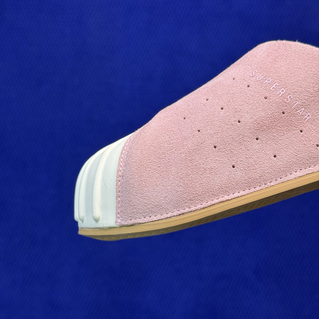 阿迪勃肯鞋拖鞋 第15色:翻毛皮粉色贝壳头 adidas originals Adimule Superstar 一脚蹬