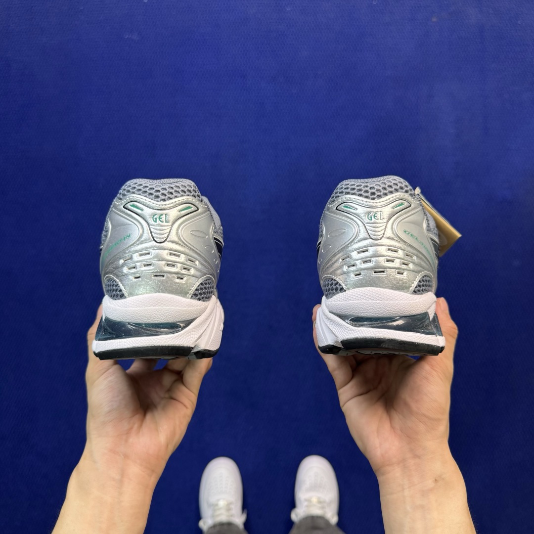 亚瑟士ASICS GEL-NYC系列 复古休闲鞋 第18色:1203A740-750 尺码：36-46带半码