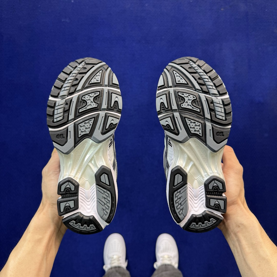 亚瑟士ASICS GEL-NYC系列 复古休闲鞋 第19色:1203A537-100 尺码：36-46带半码