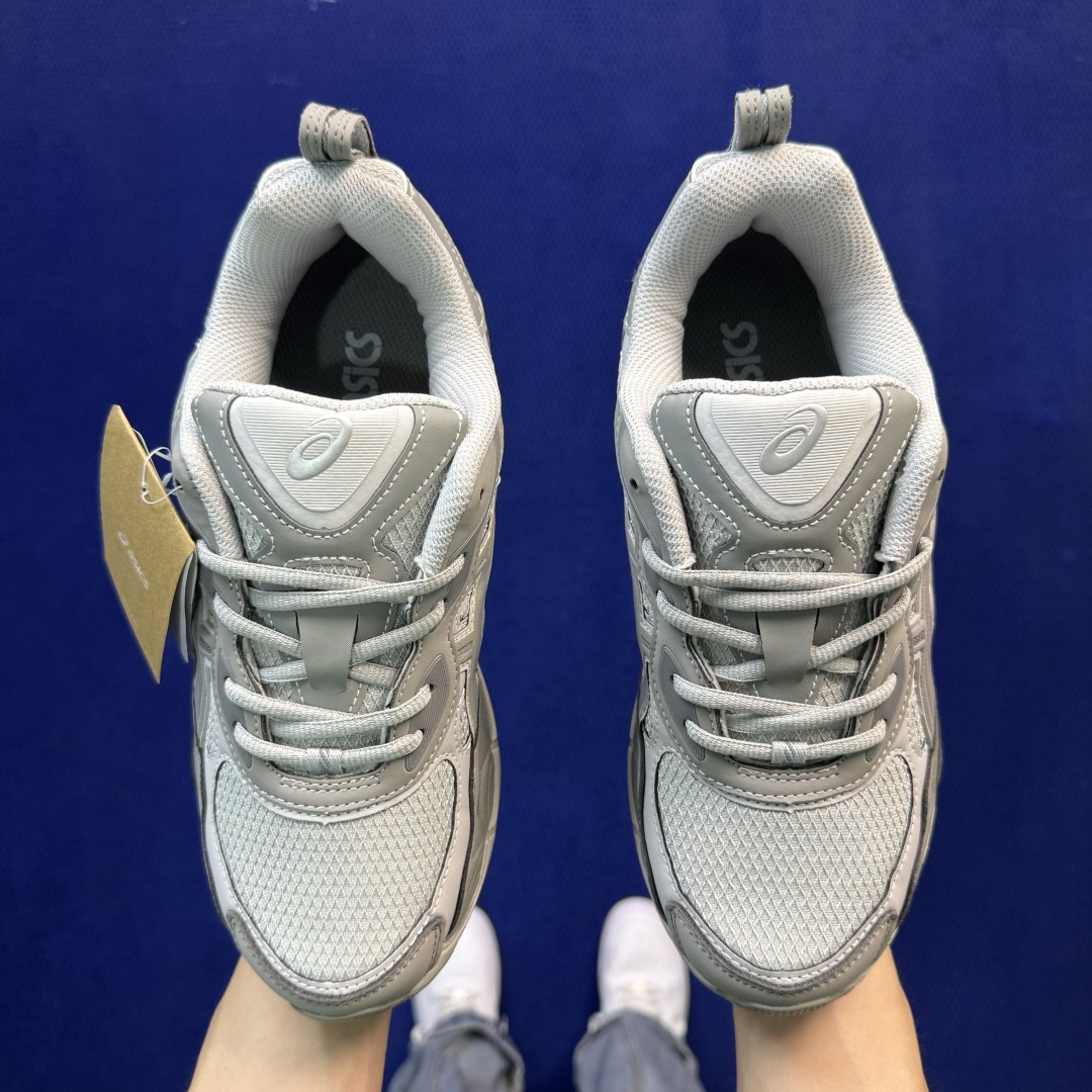 亚瑟士ASICS GEL-NYC系列 复古休闲鞋 第25色:1203A735-020 尺码：36-46带半码
