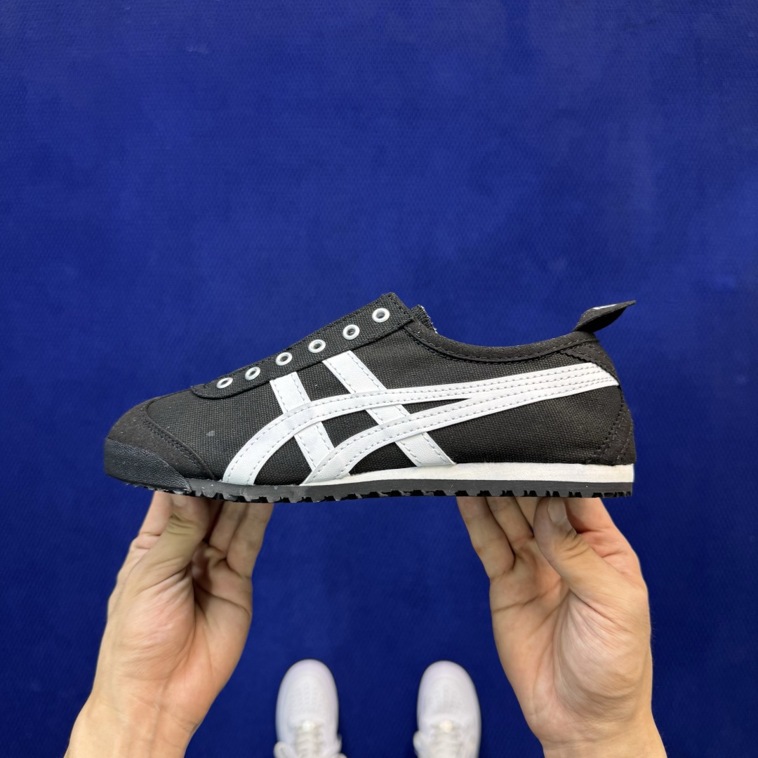 鬼冢虎 帆布面7色 ASICS Onitsuka Tiger Mexico 66 鬼冢虎 货号：1183A746-001