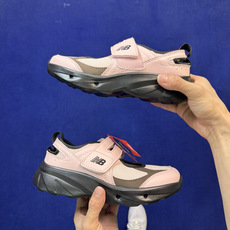 New Balance NB Breeze 玛丽珍鞋 雾粉色 货号:SD2202PI2 尺码:36 37 37.5 38 New Balance NB Breeze 玛丽珍鞋 雾粉色 货号:SD2202PI2 尺码:36 37 37.5 38
