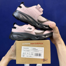 New Balance NB Breeze 玛丽珍鞋 雾粉色 货号:SD2202PI2 尺码:36 37 37.5 38 New Balance NB Breeze 玛丽珍鞋 雾粉色 货号:SD2202PI2 尺码:36 37 37.5 38
