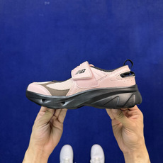 New Balance NB Breeze 玛丽珍鞋 雾粉色 货号:SD2202PI2 尺码:36 37 37.5 38 New Balance NB Breeze 玛丽珍鞋 雾粉色 货号:SD2202PI2 尺码:36 37 37.5 38