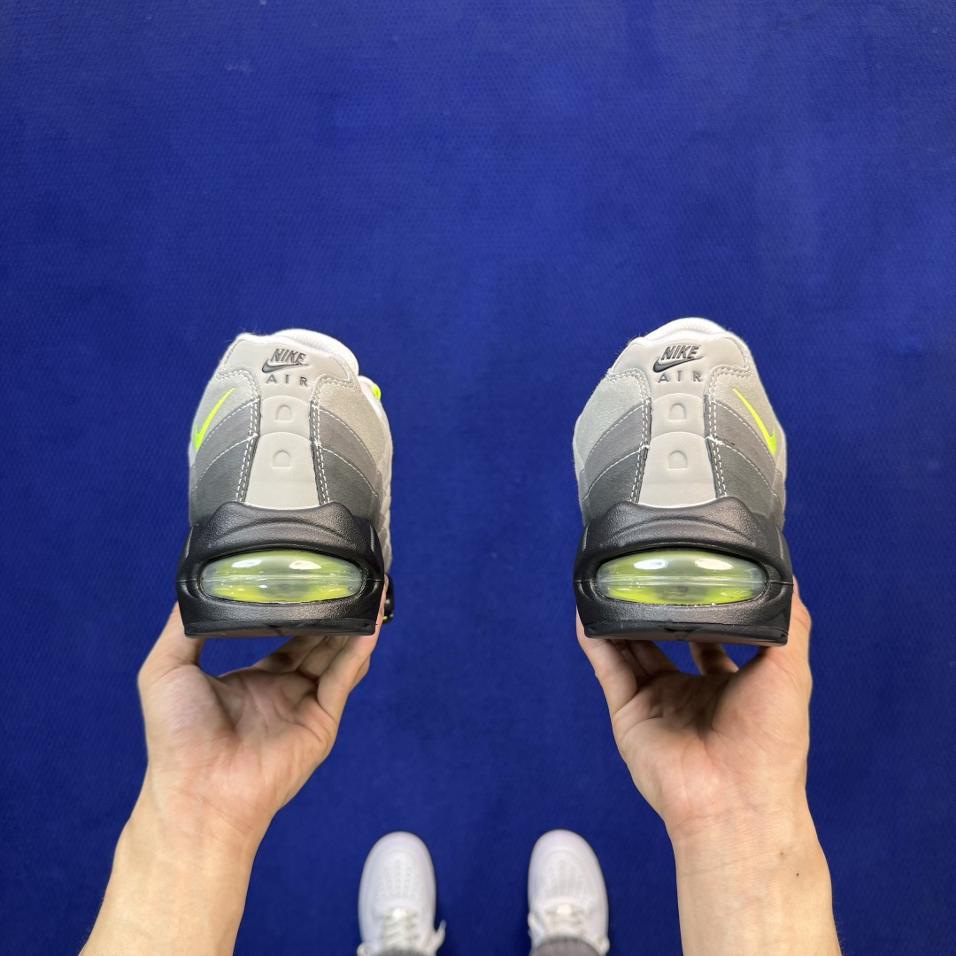 顶奢品质！Nike Air Max 95 低帮气垫跑鞋 大厂纯原！max95 第12色: 灰绿 货号：HM4740-00